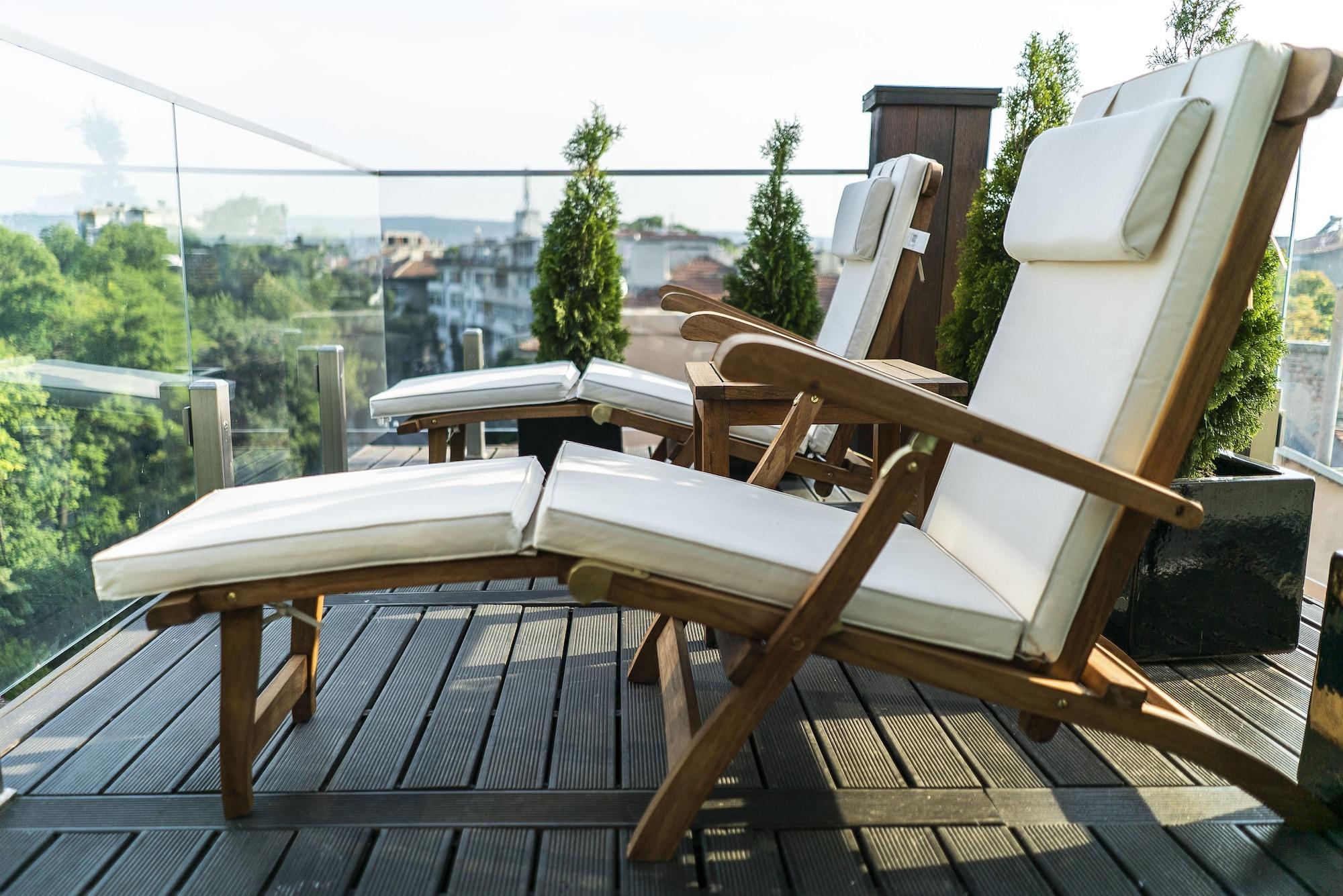 Modus Hotel Varna Exterior foto